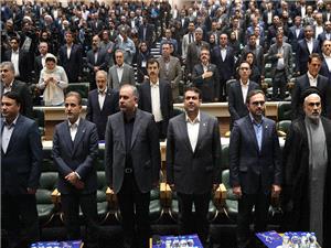 حضور مديرعامل بانک ملي ايران در سي‌ودومين همايش سالانه سياست‌هاي پولي و ارزي
