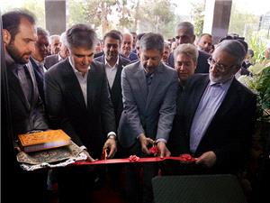 نجارزاده در مراسم افتتاح شعبه کاشان: آيين نامه تامين مالي صنعت نساجي تا دو هفته آينده ابلاغ مي شود