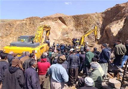 ریزش معدن در مهاباد قربانی گرفت