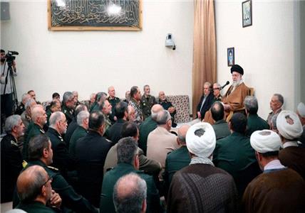رهبر انقلاب: دشمن از پیشرفت‌های جمهوری اسلامی کلافه و عصبی است/ باید در کنار نقص‌ها، پیشرفت‌ها را هم دید