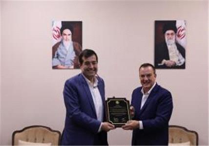 استفان فوکس: دختران ایران در موی تای جلوتر از پسران هستند