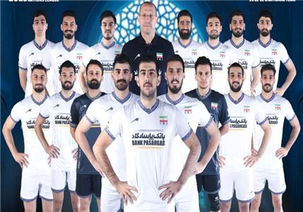 اقدام ارزشمند بازیکنان تیم ملی والیبال؛ ما سربازان وطنیم